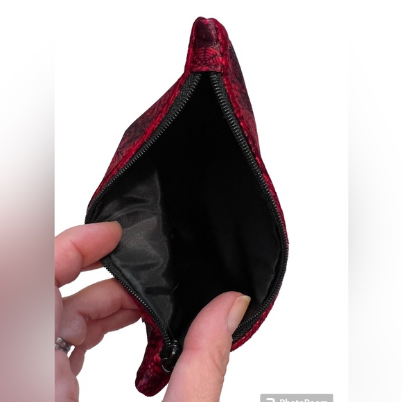 BRAND NEW IPSY Cosmetic Bag + Oui Cherie Primer - Picture 3 of 6